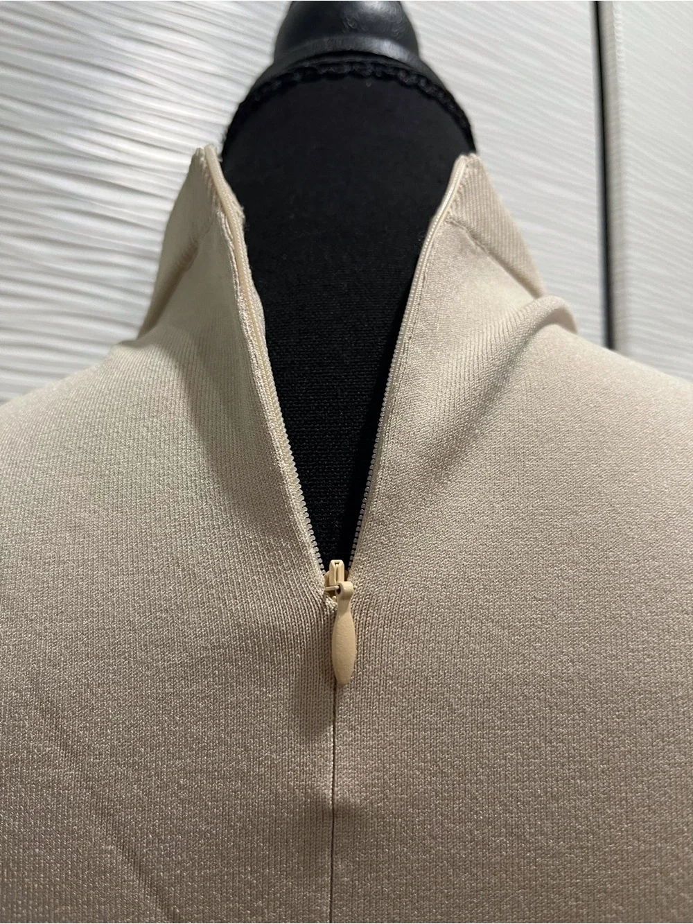 Tory Burch Beige V-Neck Short Sleeve Top